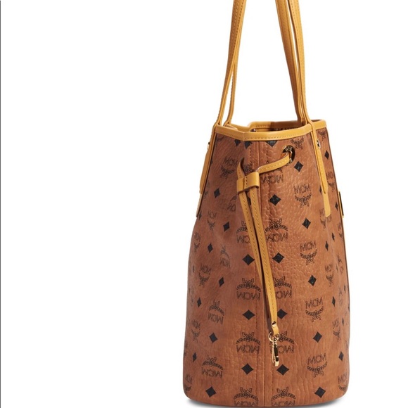 NEW MCM Liz Shopper Medium Tote 🌼. I p - Picture 3 of 10